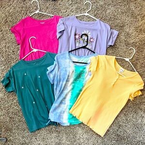 Girls T-Shirt & Tank top Bundle of 8